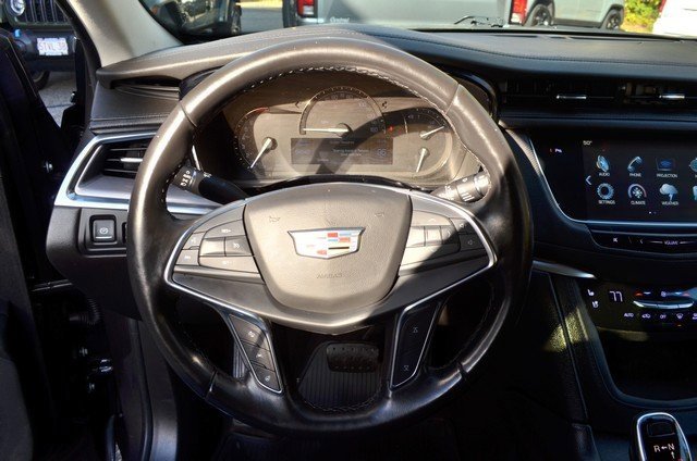 Used 2019 Cadillac XT5 Premium Luxury image 19