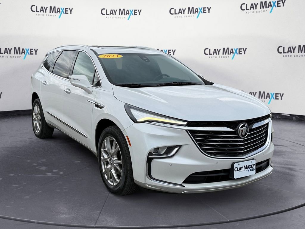 Used 2023 Buick Enclave Premium w/ Experience Buick Package image 7