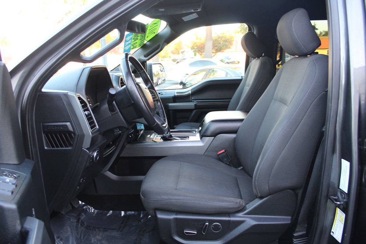 Used 2018 Ford F150 XLT w/ Equipment Group 302A Luxury AWD/4WD image 22