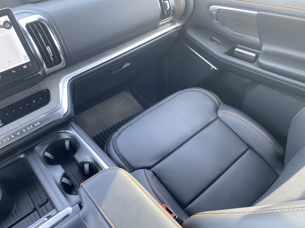 New 2026 Ford Expedition Tremor image 15