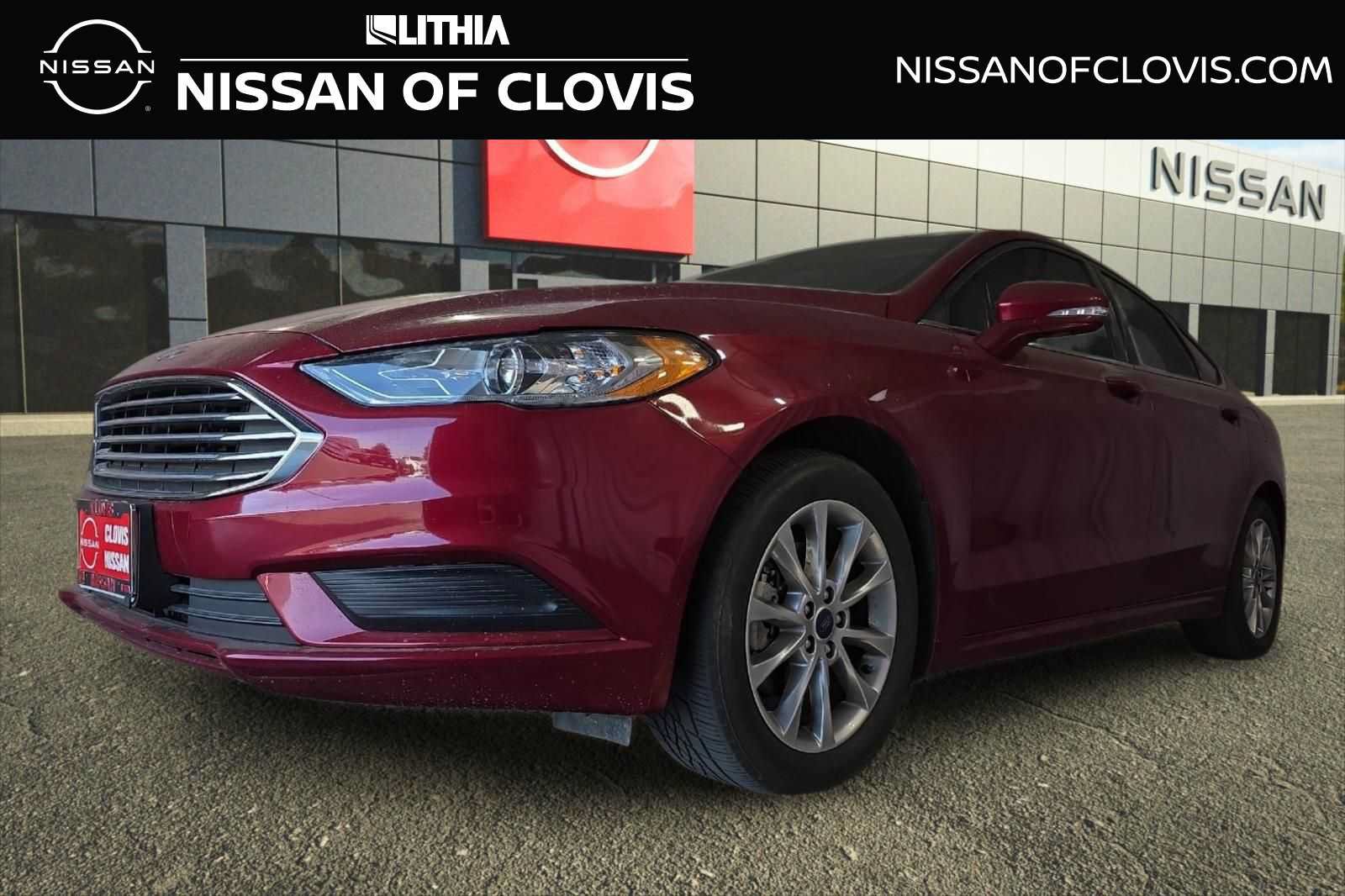 Used 2017 Ford Fusion SE w/ Fusion SE Technology Package FWD video 1