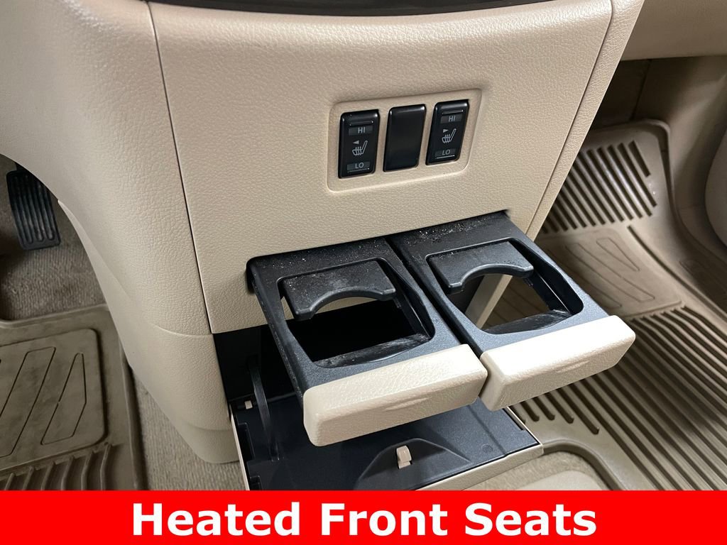 Used 2016 Nissan Quest SV w/ Leather Package image 8