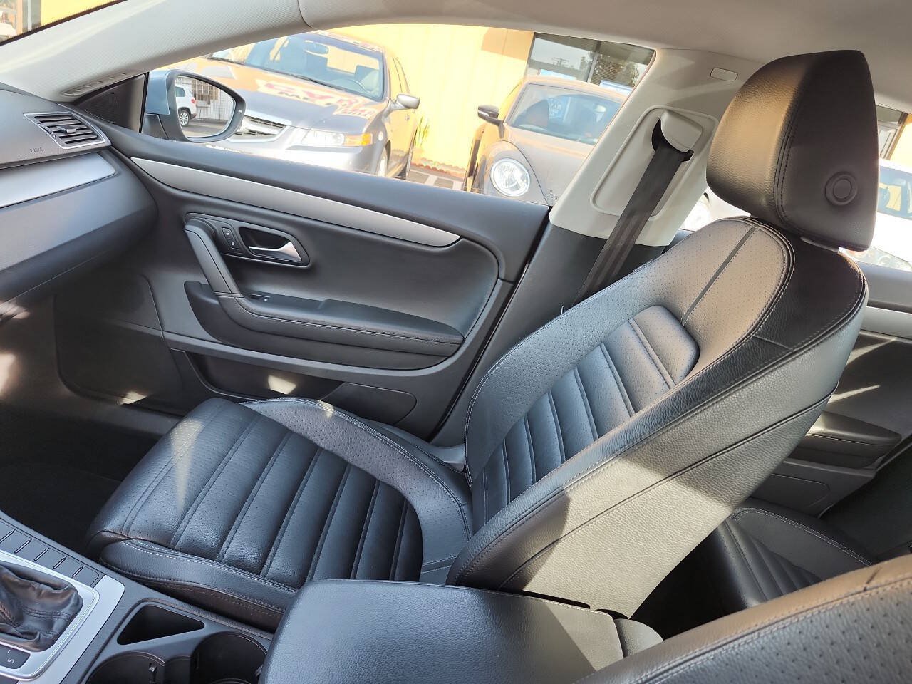 Used 2012 Volkswagen CC R-Line FWD image 17