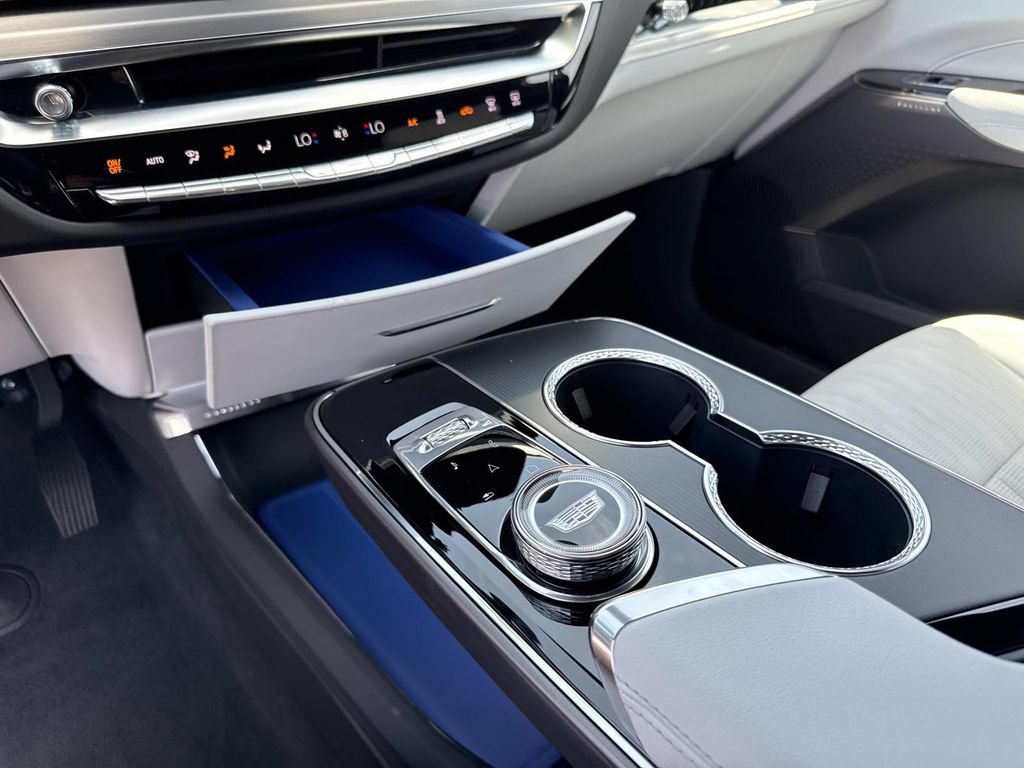 New 2026 Cadillac Lyriq Luxury w/ LPO, Floor Liner Package RWD image 25