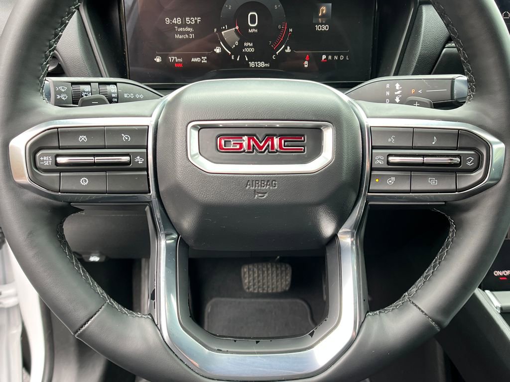 Used 2025 GMC Terrain Elevation image 14
