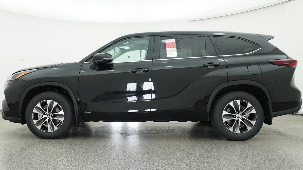 New 2026 Toyota Highlander XLE image 29