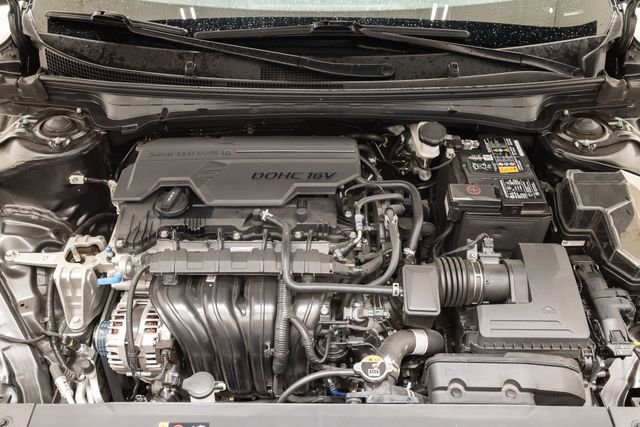 Used 2025 Kia K4 GT-Line w/ GT-Line Premium Package image 3