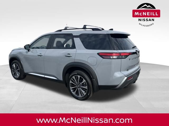 New 2026 Nissan Pathfinder Platinum image 5