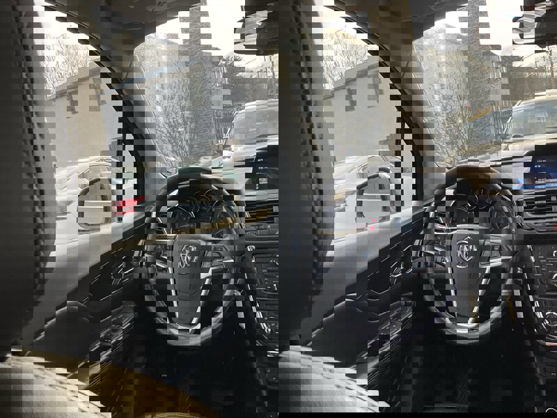 Used 2014 Buick Encore Premium image 14