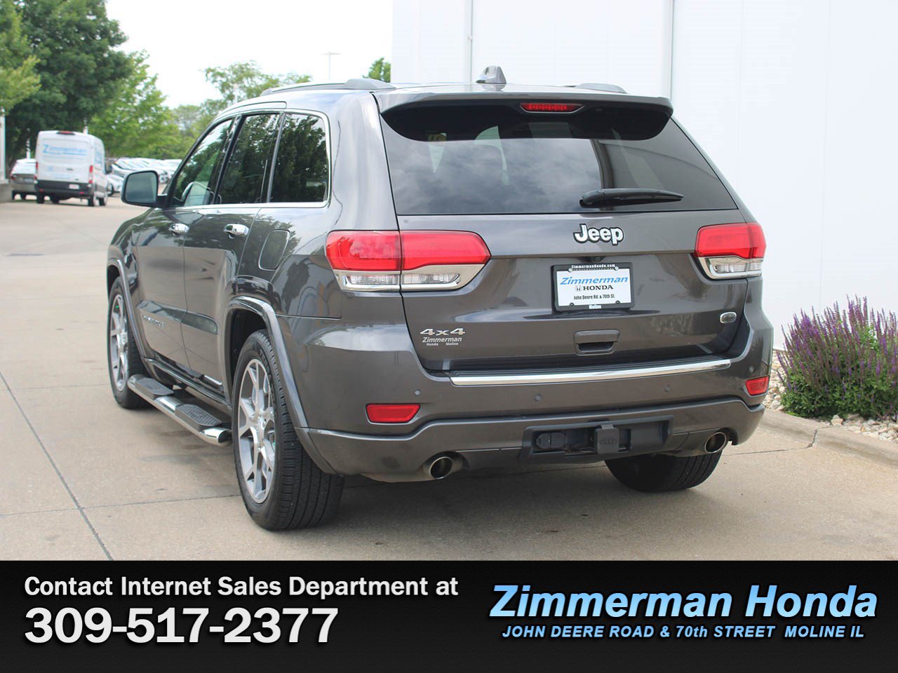Used 2020 Jeep Grand Cherokee Overland AWD/4WD image 25