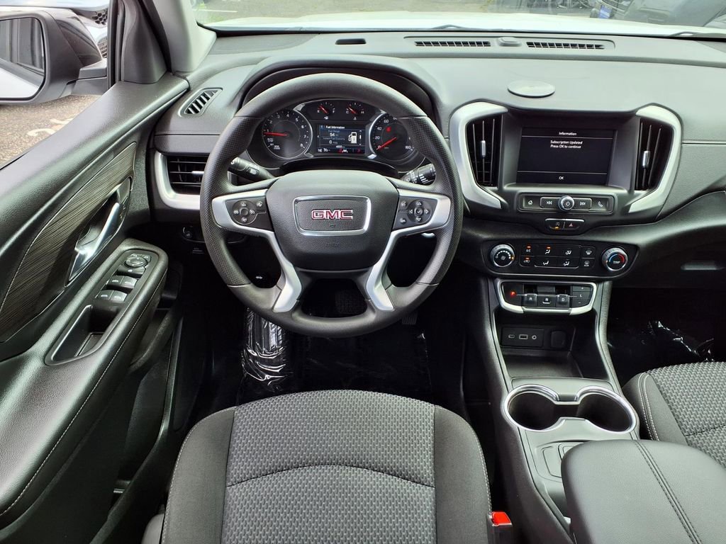 Used 2024 GMC Terrain SLE w/ Elevation Edition FWD image 15