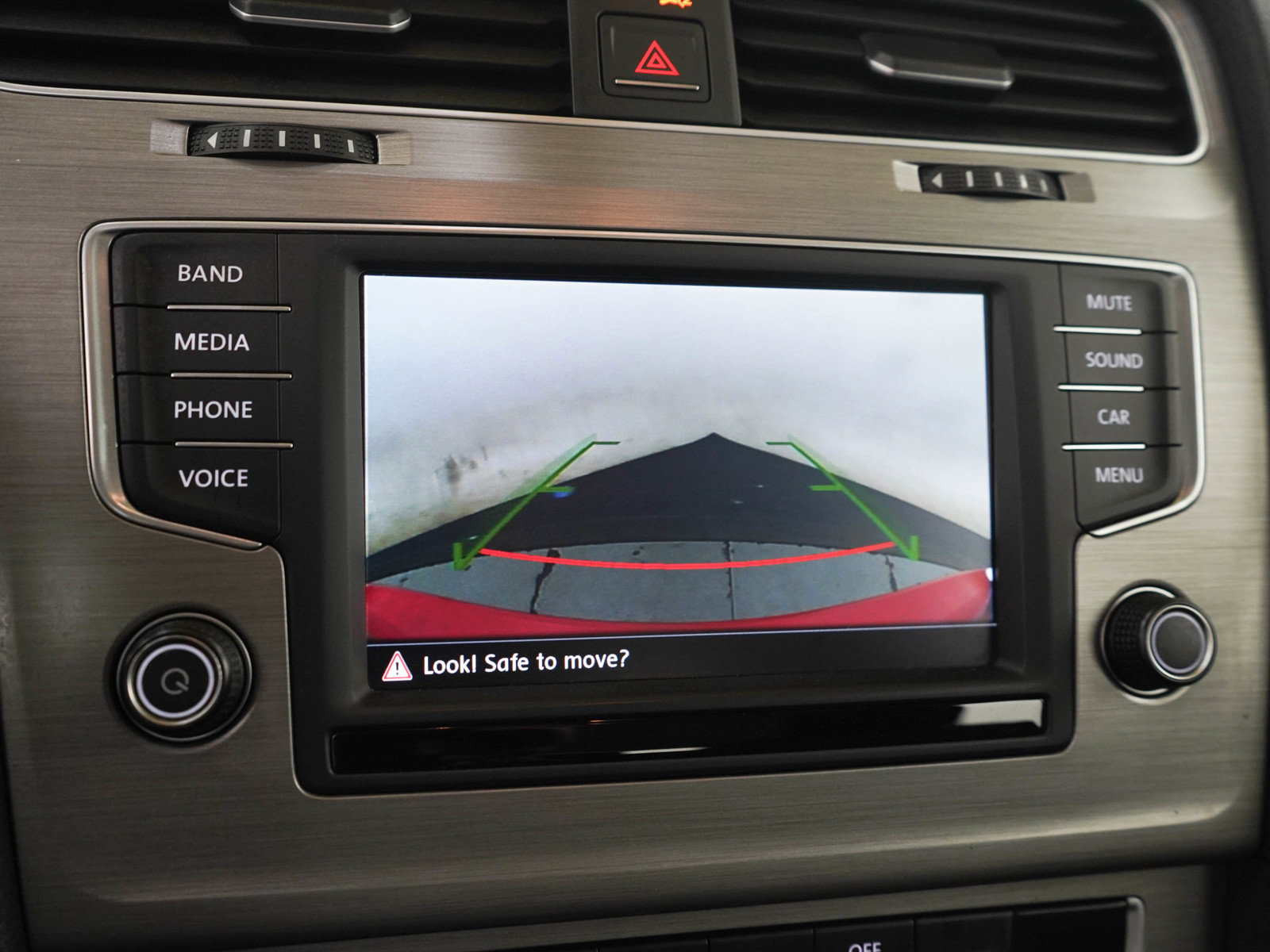 Used 2016 Volkswagen Golf S FWD image 27