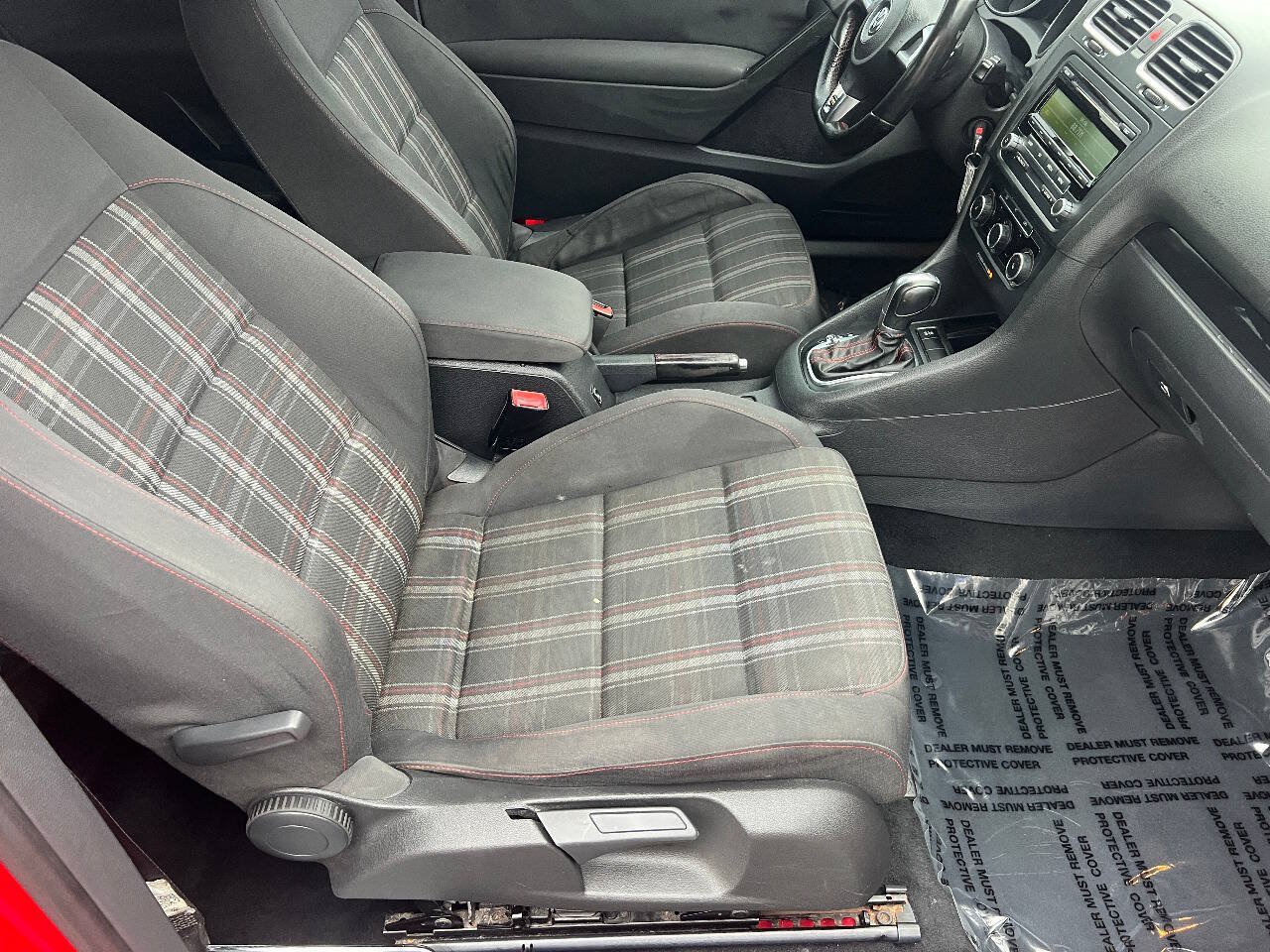 Used 2012 Volkswagen Golf 2-Door FWD image 21