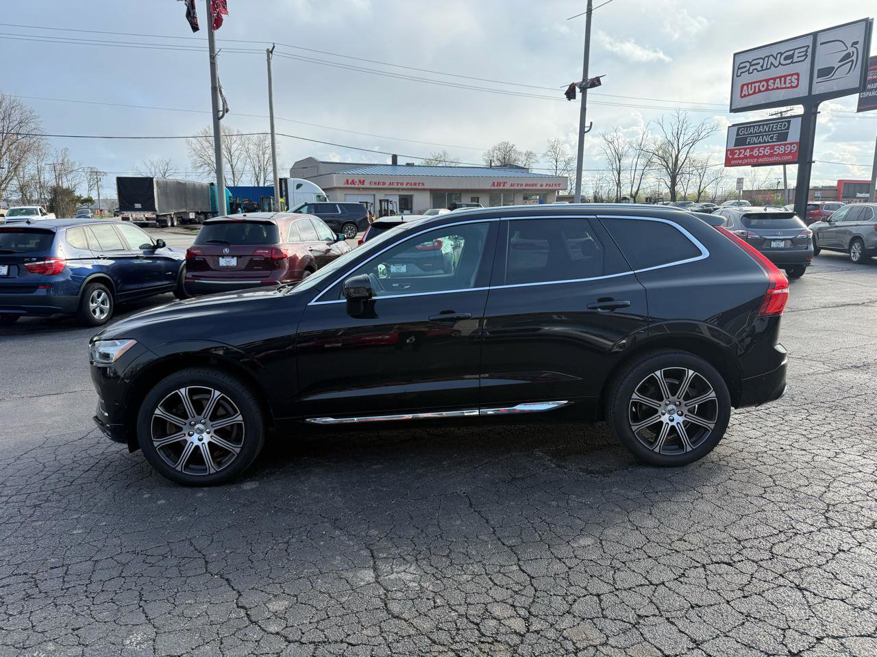 Used 2018 Volvo XC60 T6 Inscription w/ Vision Package image 4