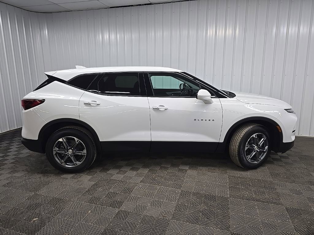 Used 2023 Chevrolet Blazer LT w/ LPO, Cargo Package image 2