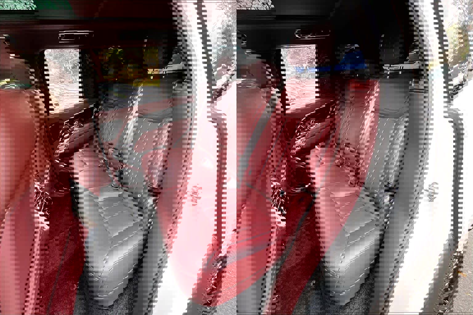 Used 2023 Land Rover Range Rover SE image 20