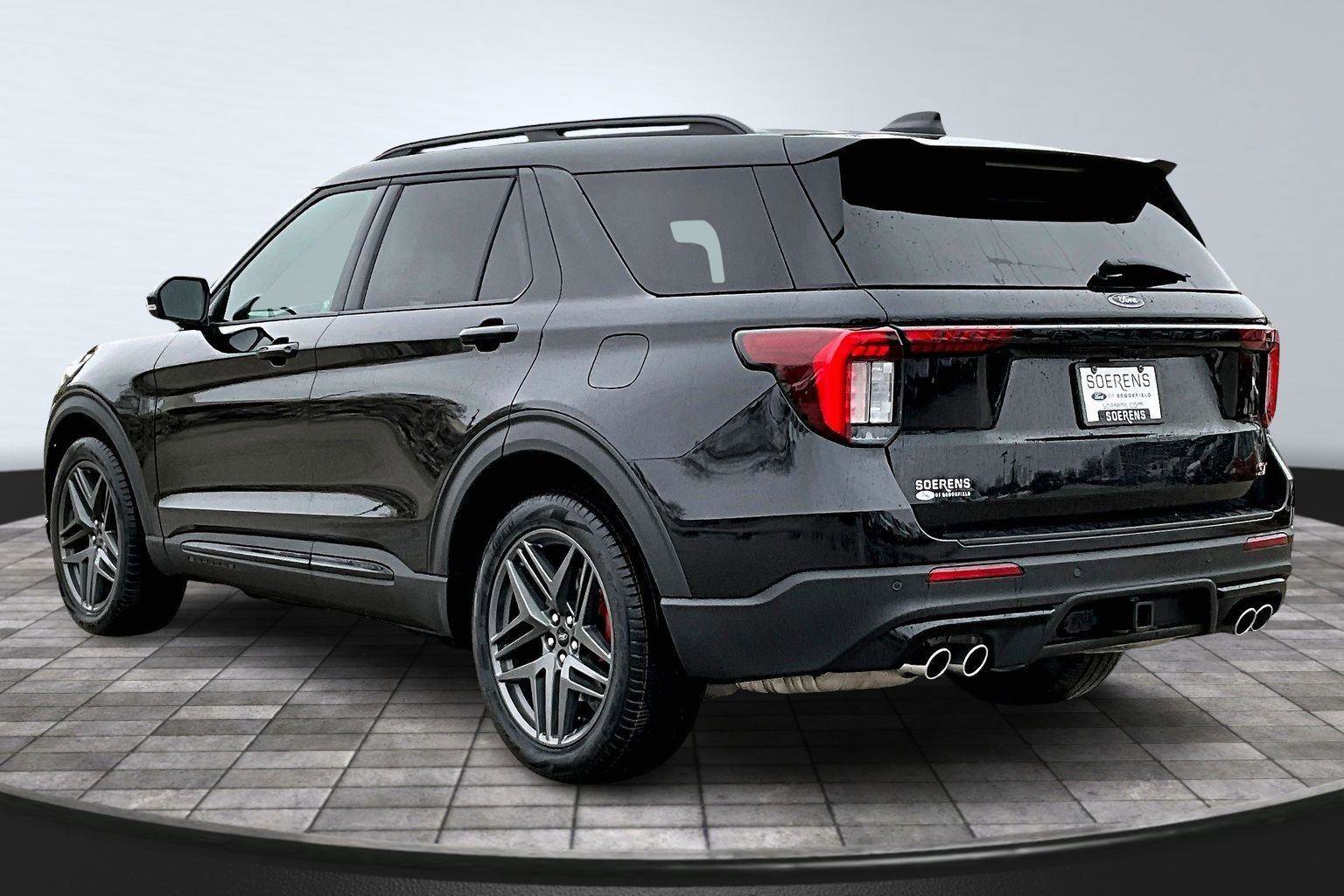 New 2026 Ford Explorer ST w/ Sun And Sound Package image 4