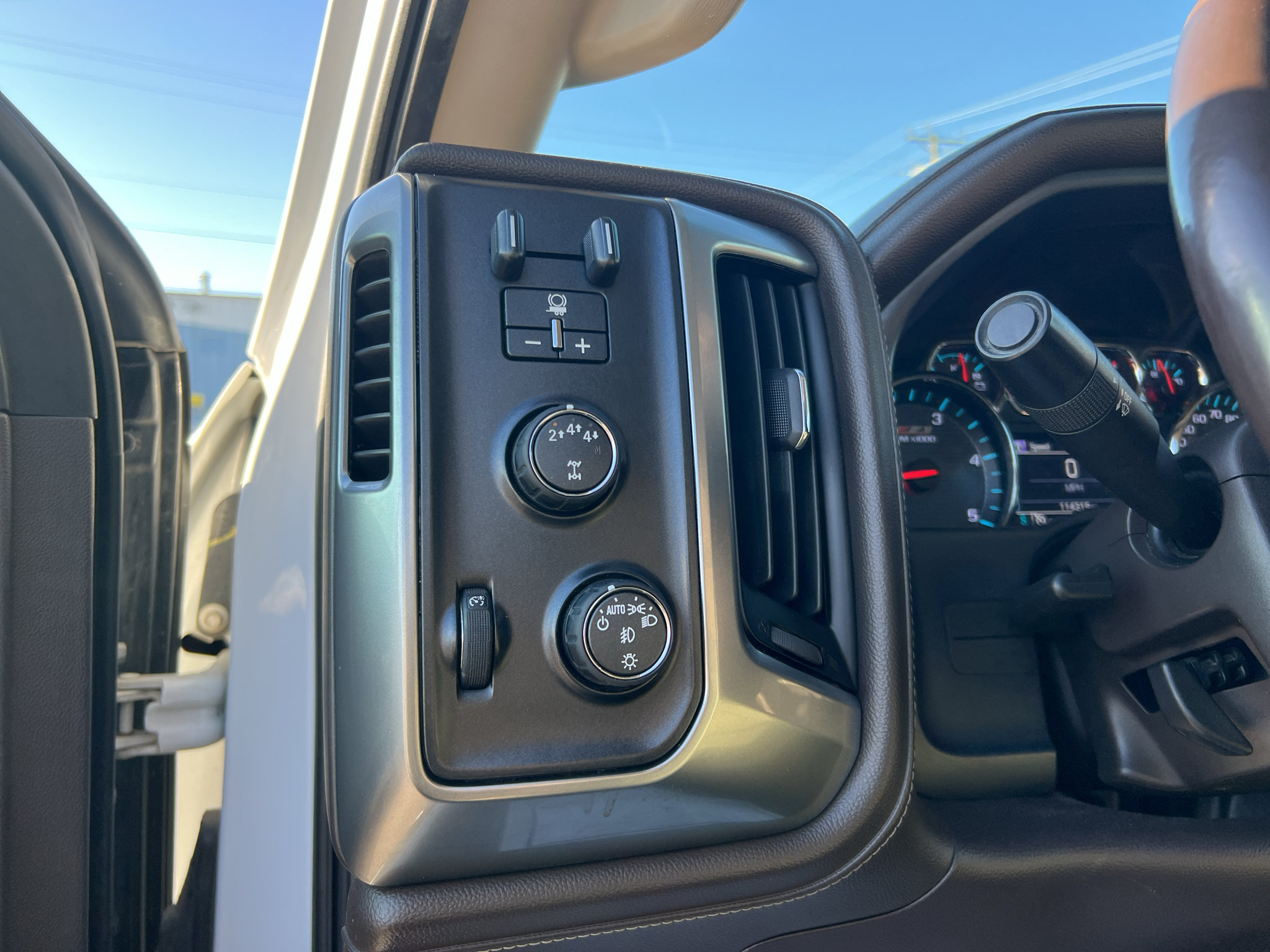 Used 2017 Chevrolet Silverado 3500 LTZ w/ Duramax Plus Package AWD/4WD image 26