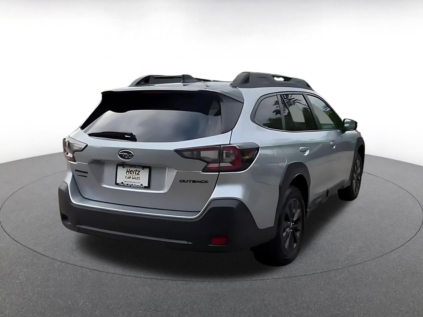 Used 2025 Subaru Outback Onyx Edition AWD/4WD image 14