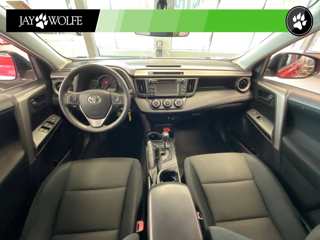 Used 2016 Toyota RAV4 LE AWD/4WD image 8