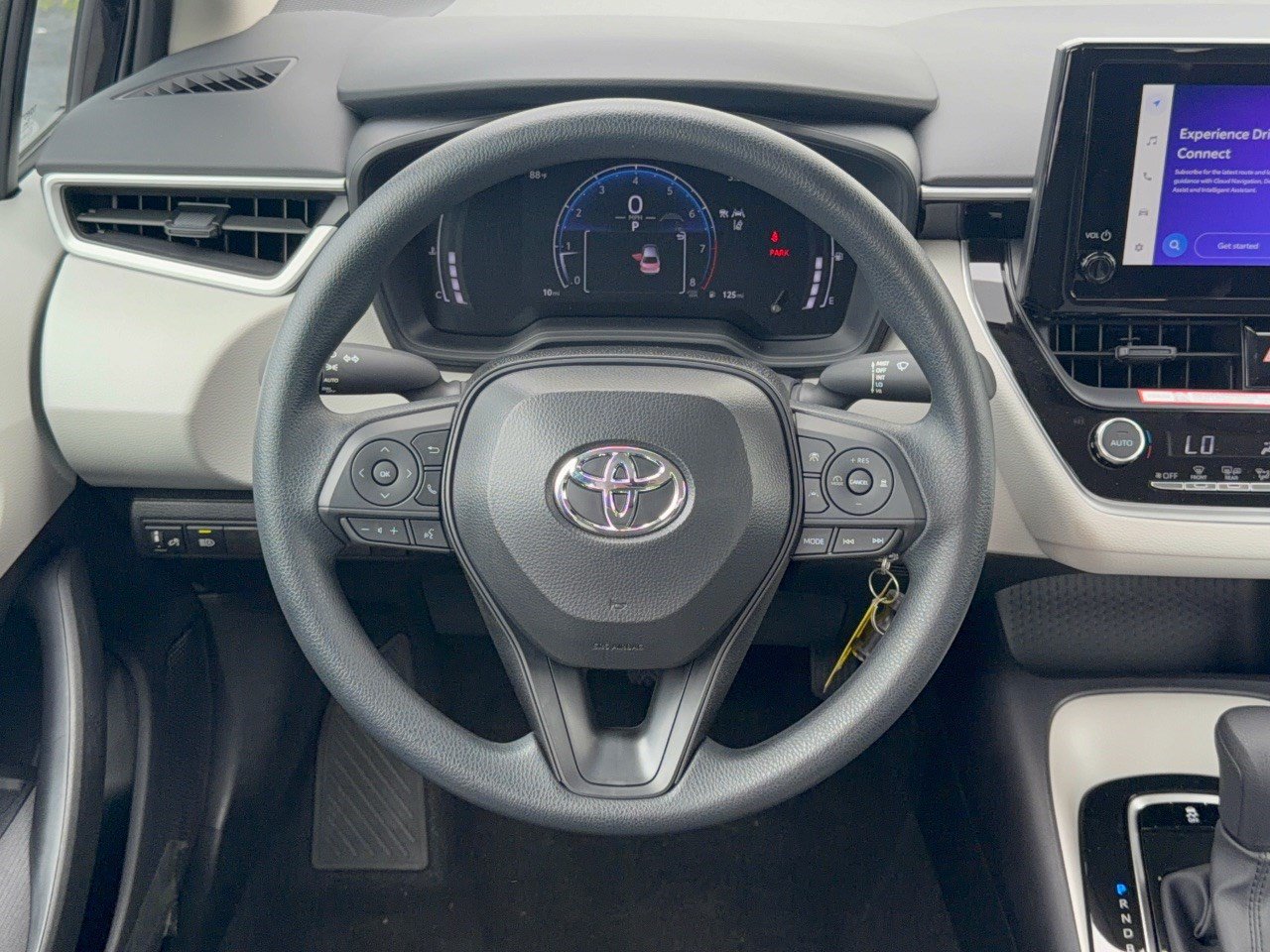 Used 2026 Toyota Corolla LE FWD image 10