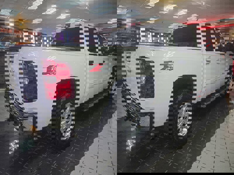 Used 2010 Chevrolet Silverado 1500 LT w/ Power Pack Plus image 4