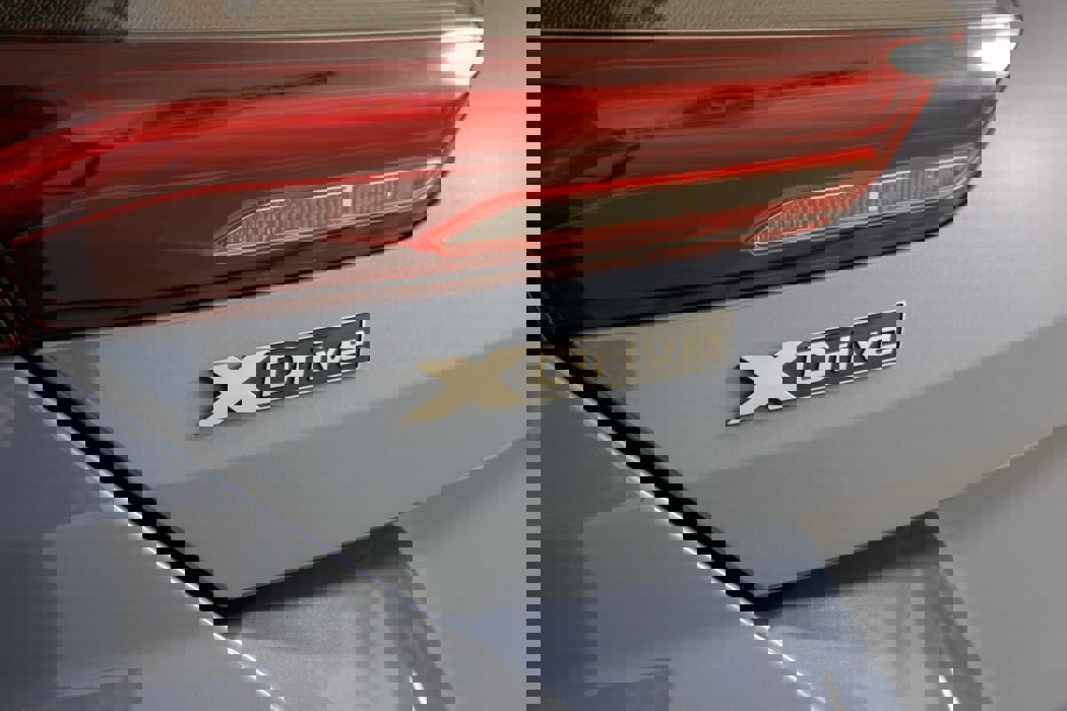 Used 2019 BMW M850i xDrive M850i xDrive w/ Comfort Seating Package image 44