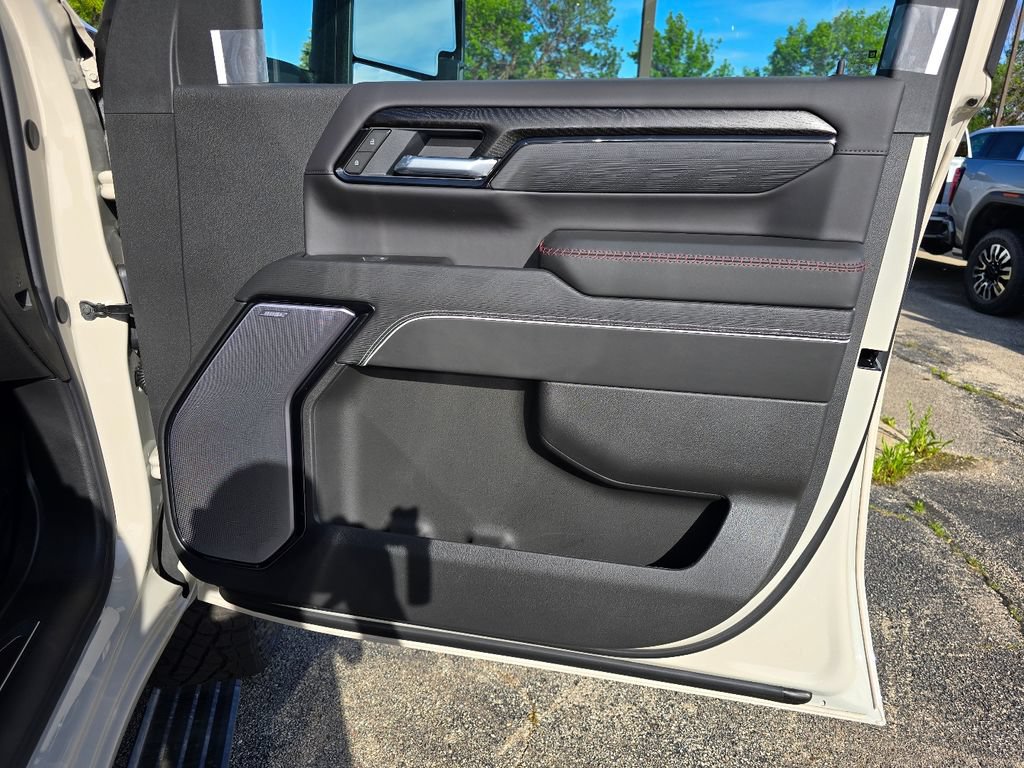 New 2026 GMC Sierra 2500 AT4X AWD/4WD image 33