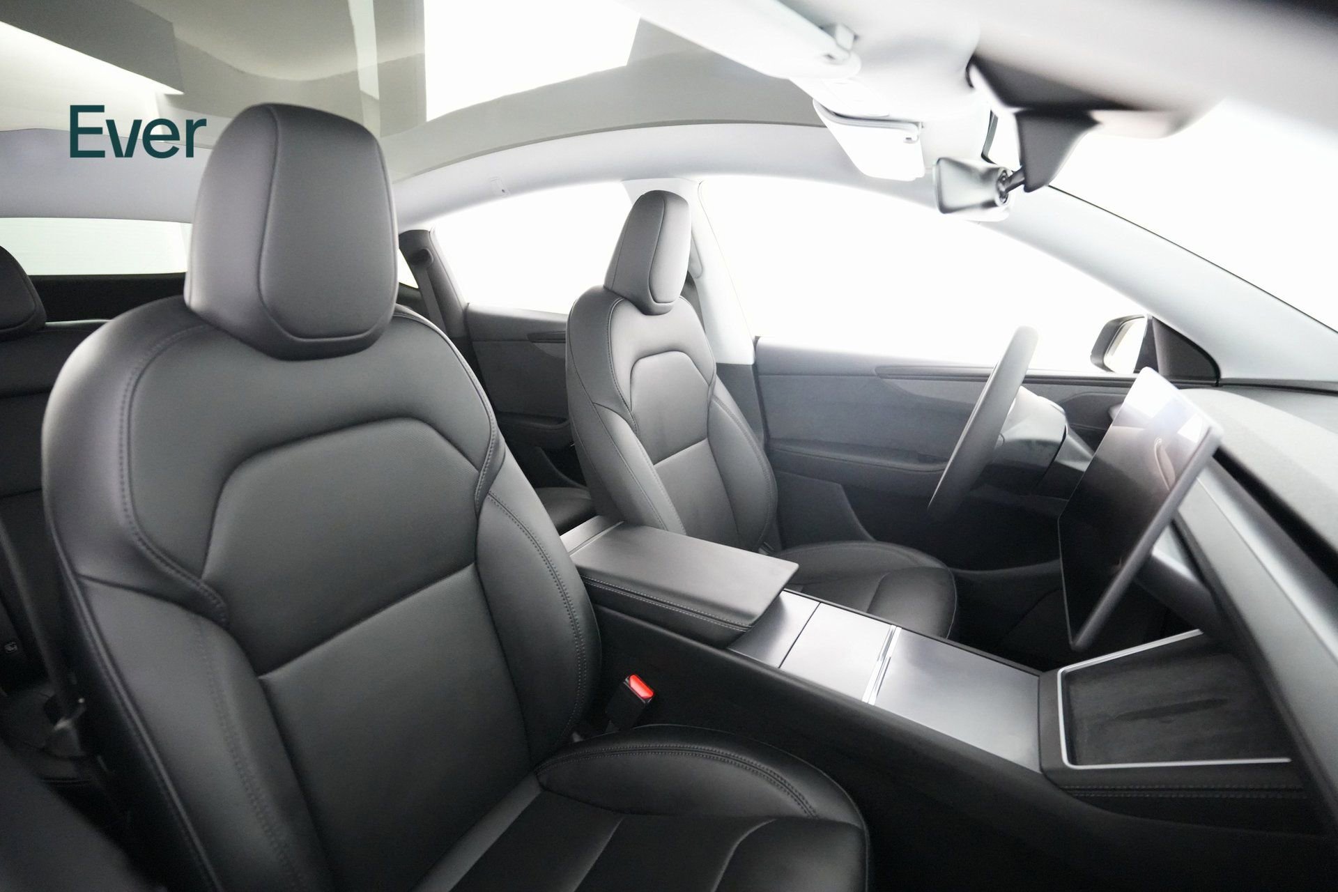 Used 2026 Tesla Model Y Long Range image 8
