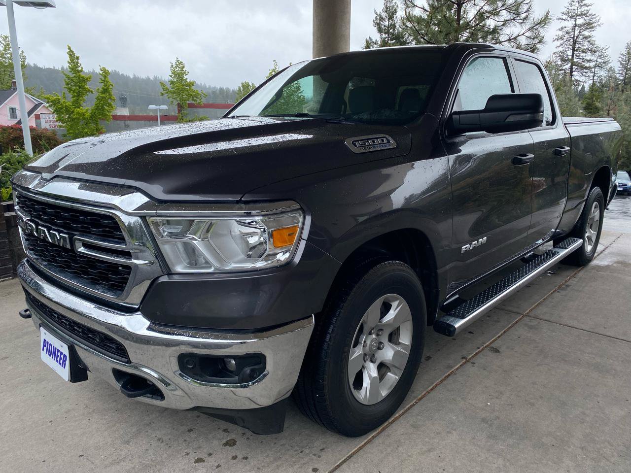 Used 2023 RAM 1500 Big Horn AWD/4WD image 2