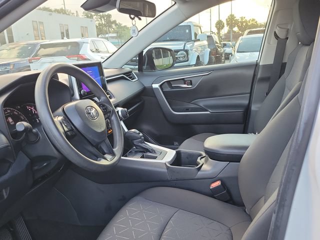Used 2024 Toyota RAV4 XLE FWD image 11