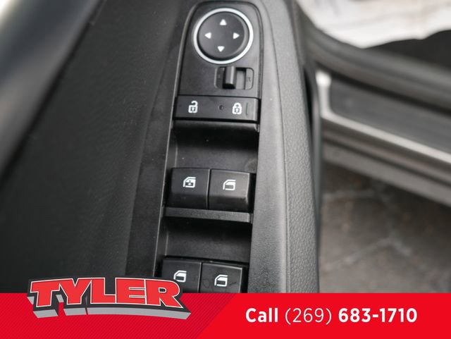 Used 2023 Kia Seltos EX image 21