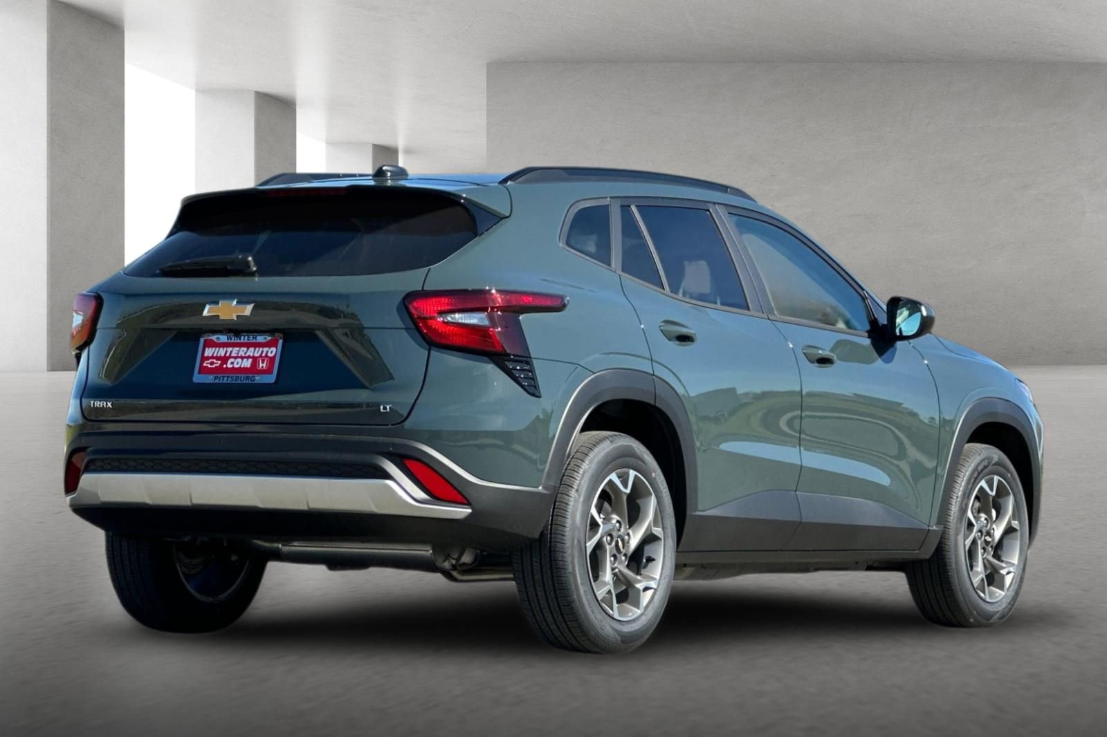 New 2026 Chevrolet Trax LT w/ Driver Confidence Package FWD image 4