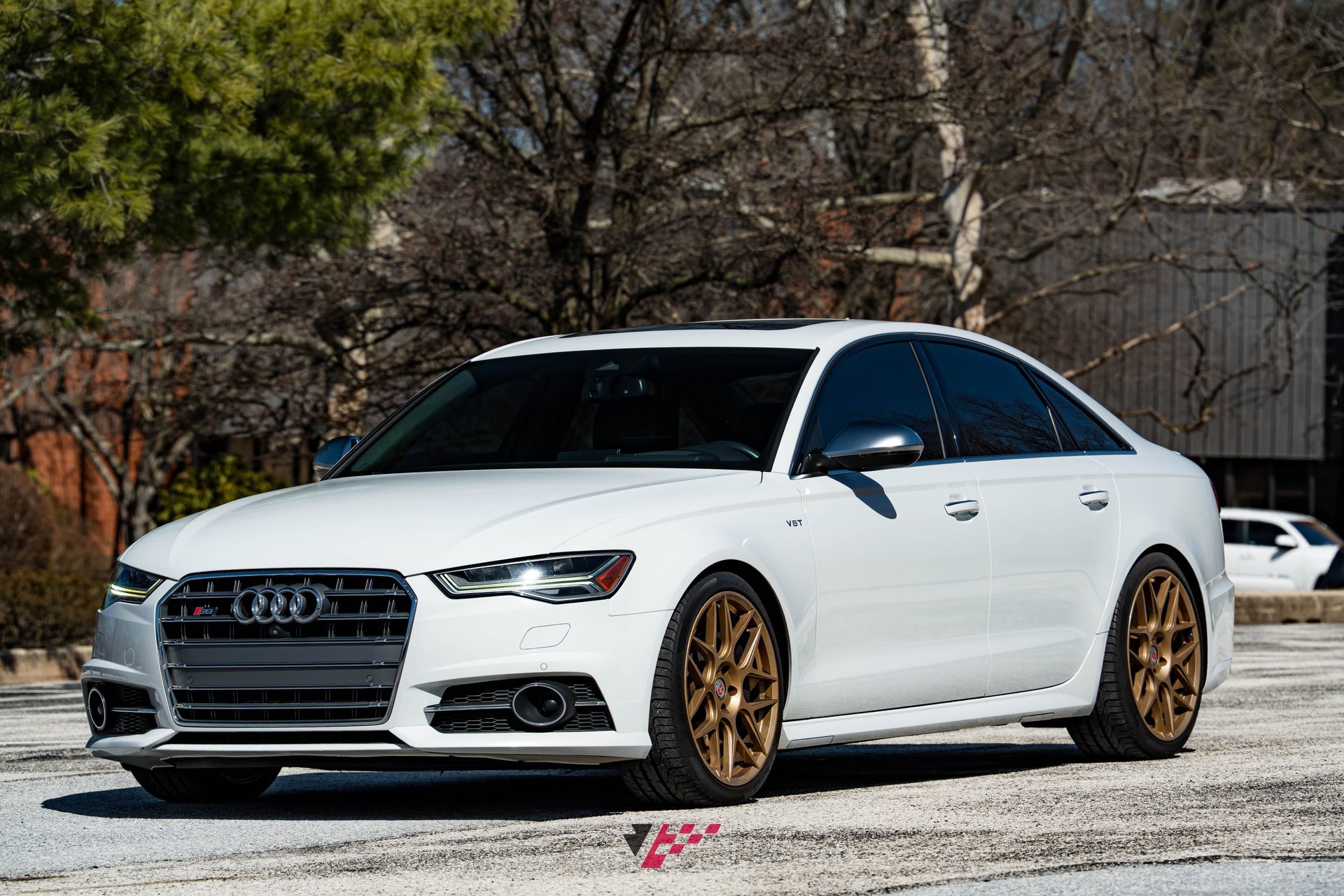 Used 2016 Audi S6 Prestige w/ Prestige Package image 4