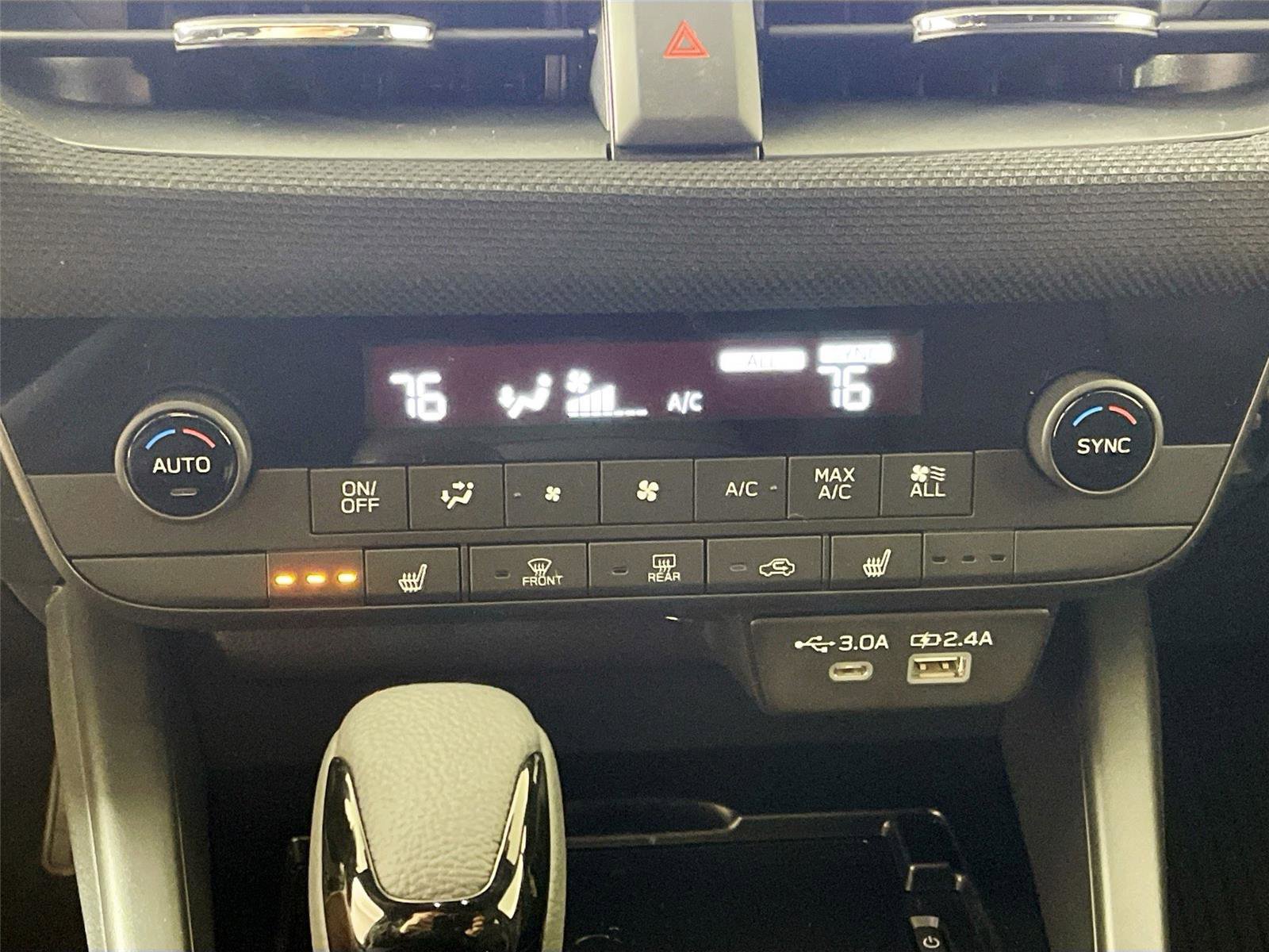 New 2026 Subaru Outback Limited image 9