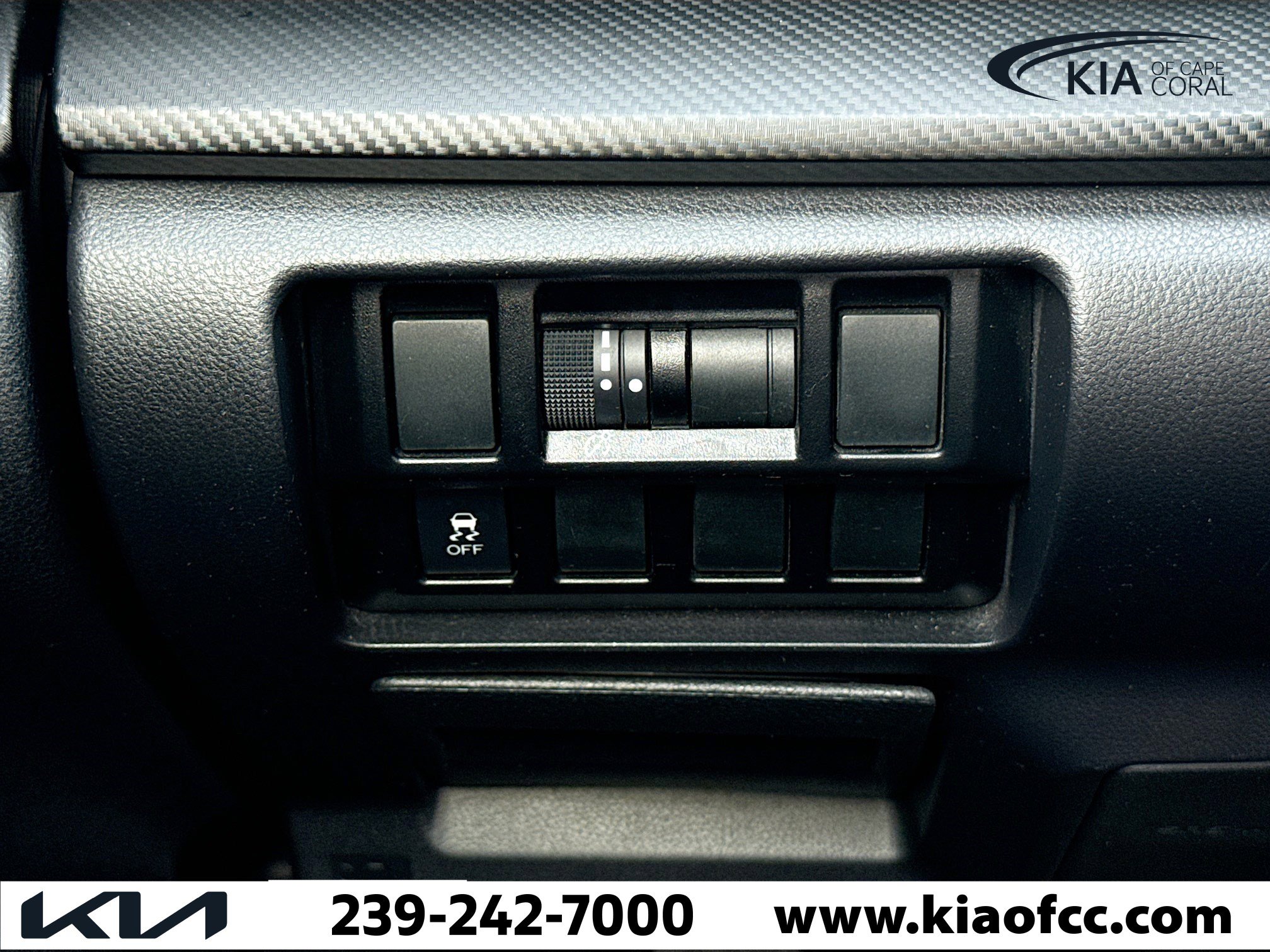 Used 2023 Subaru Impreza Premium image 30