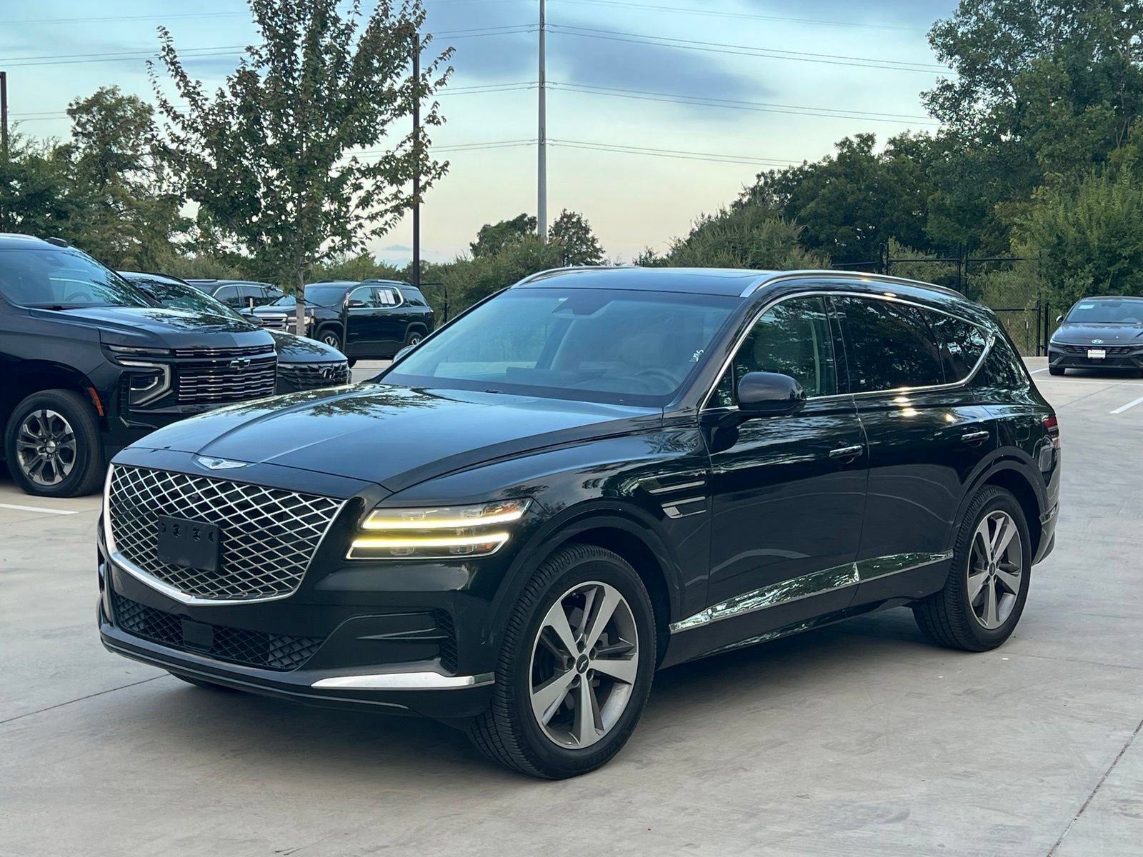 Used 2021 Genesis GV80 2.5T w/ Advanced Package 02 AWD/4WD image 5