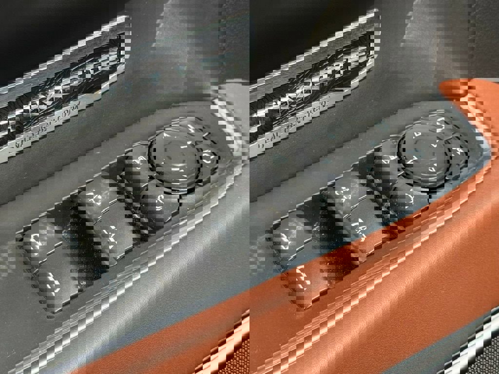 Used 2025 GMC Sierra 1500 Denali Ultimate image 21