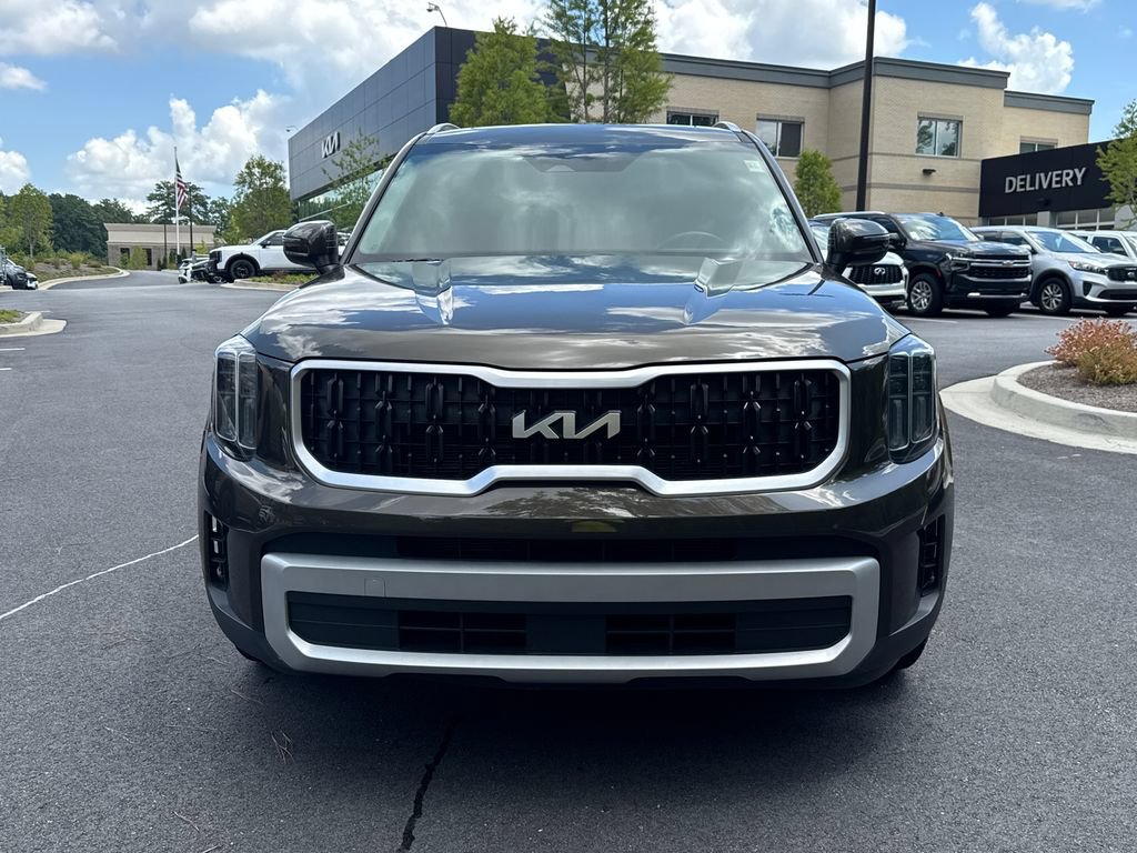 Used 2024 Kia Telluride EX AWD/4WD image 2
