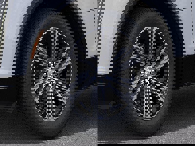 New 2026 Cadillac Lyriq Luxury image 9