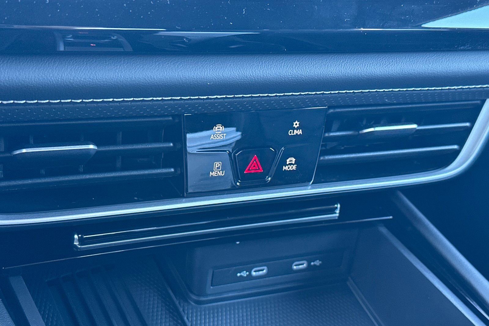 New 2026 Volkswagen Atlas SE image 20