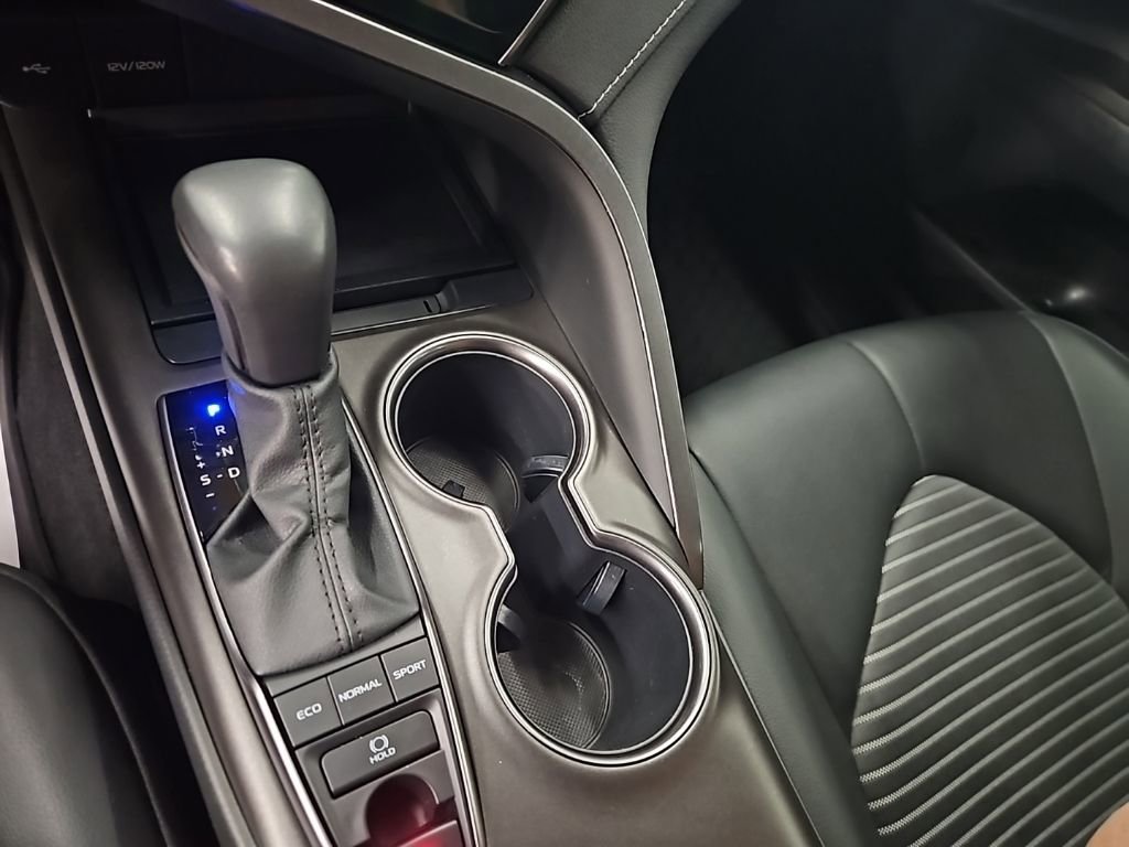 Used 2023 Toyota Camry SE image 25