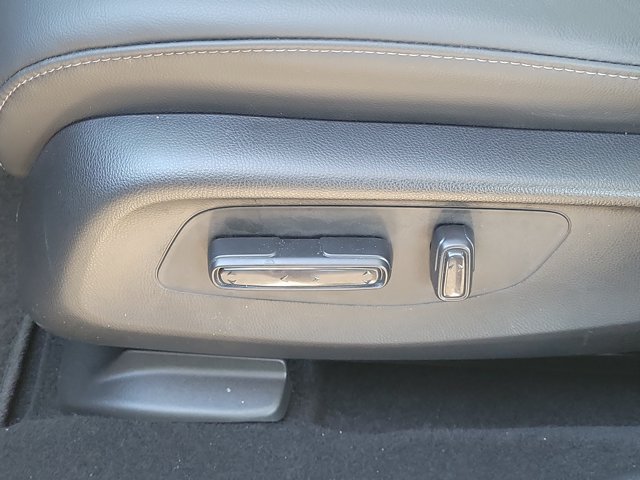 Certified 2024 Honda HR-V EX-L image 17