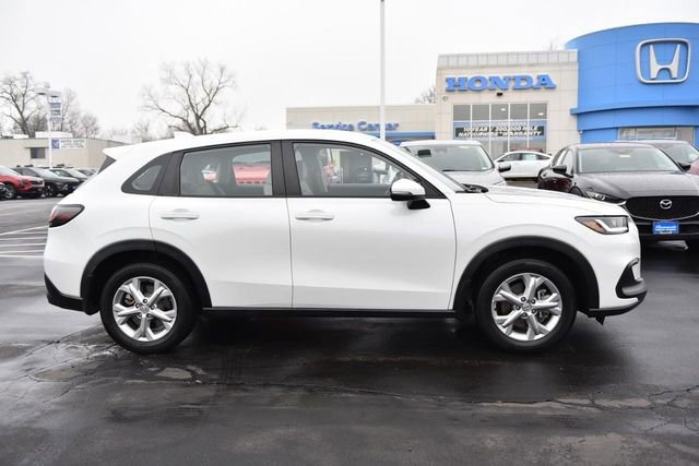 Used 2023 Honda HR-V LX image 5