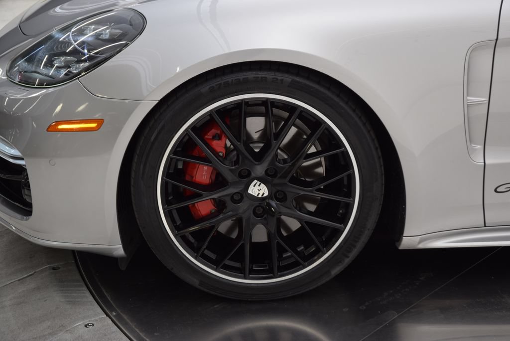 Used 2019 Porsche Panamera GTS AWD/4WD image 12