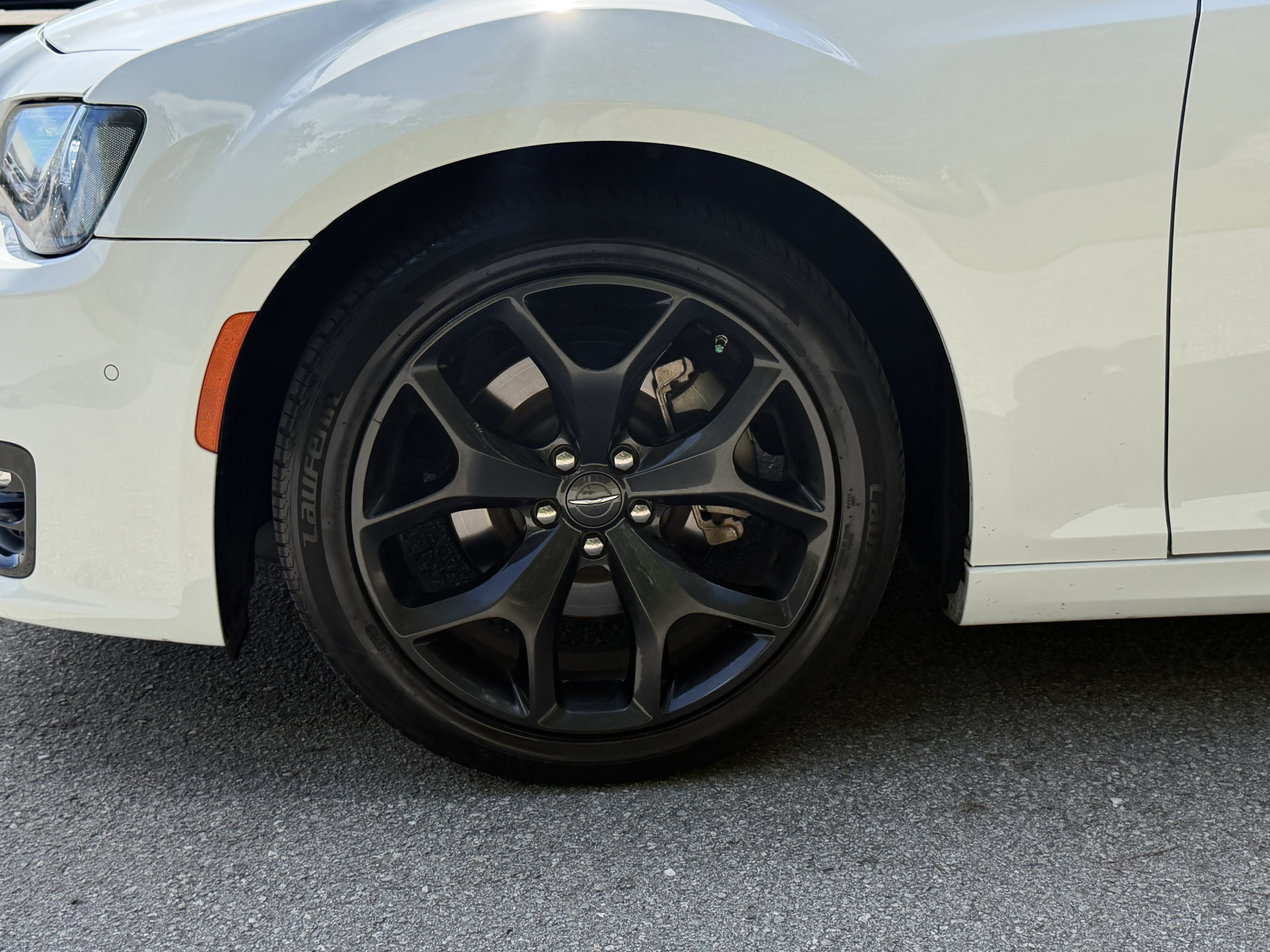 Used 2022 Chrysler 300 S RWD image 39