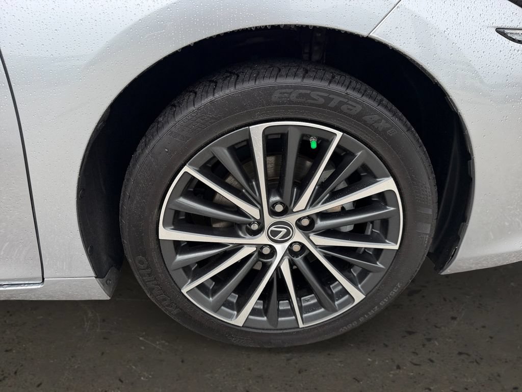 Used 2023 Lexus ES 350 w/ Premium Package FWD image 25