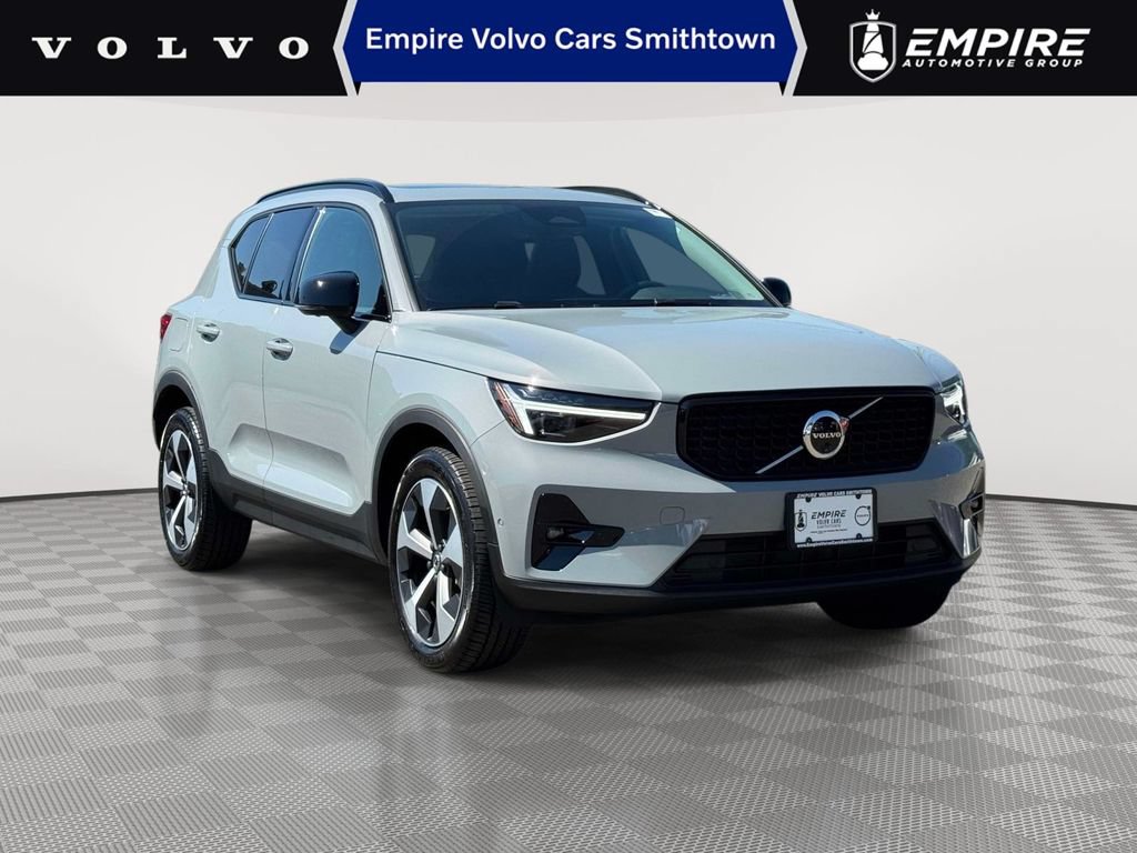 Certified 2026 Volvo XC40 B5 Plus w/ Protection Package Premier AWD/4WD video 1