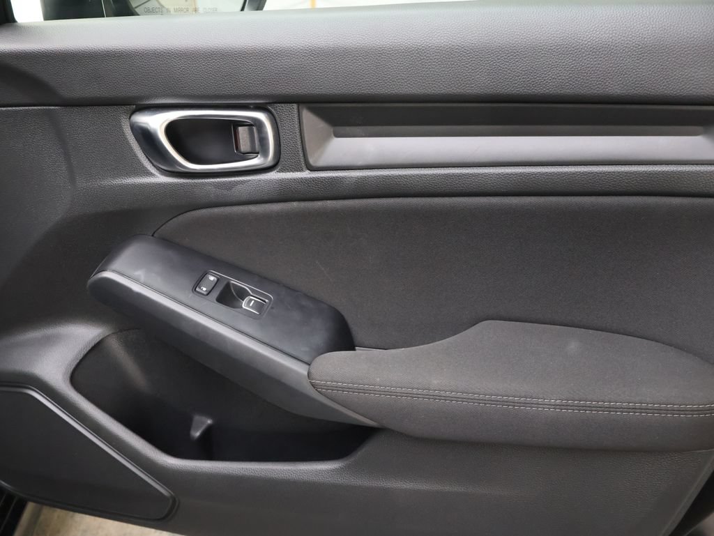 Used 2024 Honda Civic Sport image 11