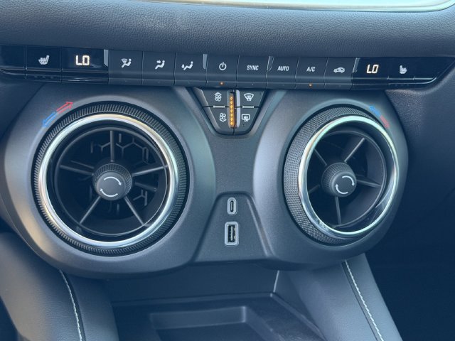 New 2026 Chevrolet Blazer LT w/ Convenience Package FWD image 27